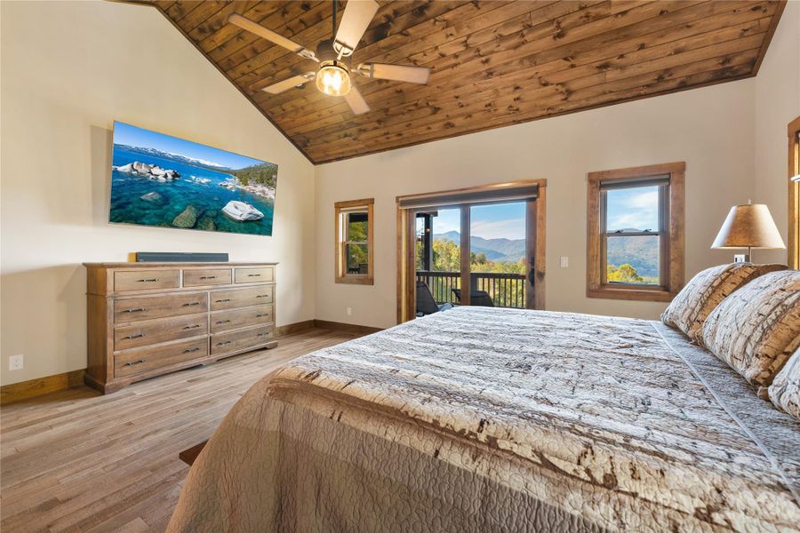 Furnished interior view inside a new home in , Waynesville (Image 7).