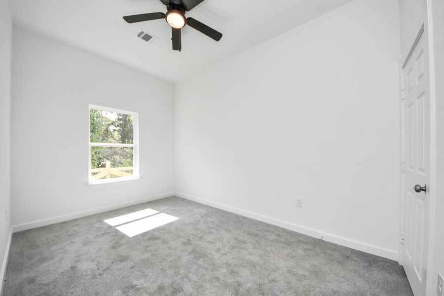 Spacious, unfurnished interior of a new home in , Splendora (Image 20).