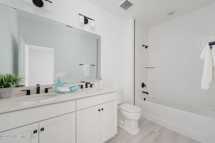 Furnished interior view inside a new home in , St. Augustine (Image 14).