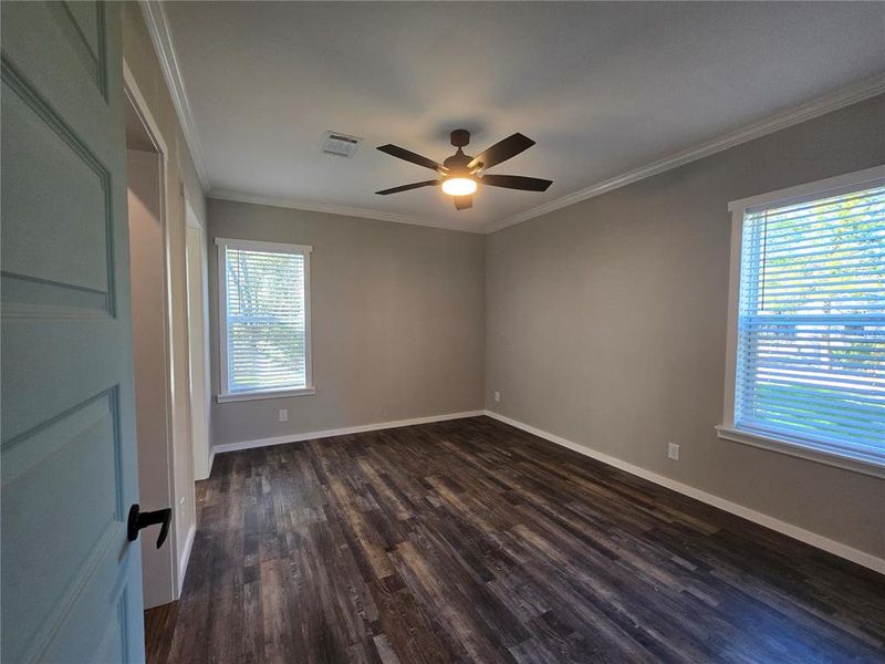 Spacious, unfurnished interior of a new home in , Paisley (Image 17).