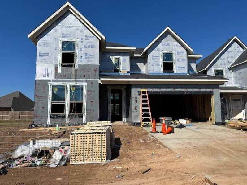 In-progress construction of a new home in Sienna 45', 50', Missouri City, TX (Image 4).