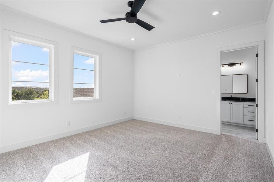 Spacious, unfurnished interior of a new home in , Granbury (Image 30).