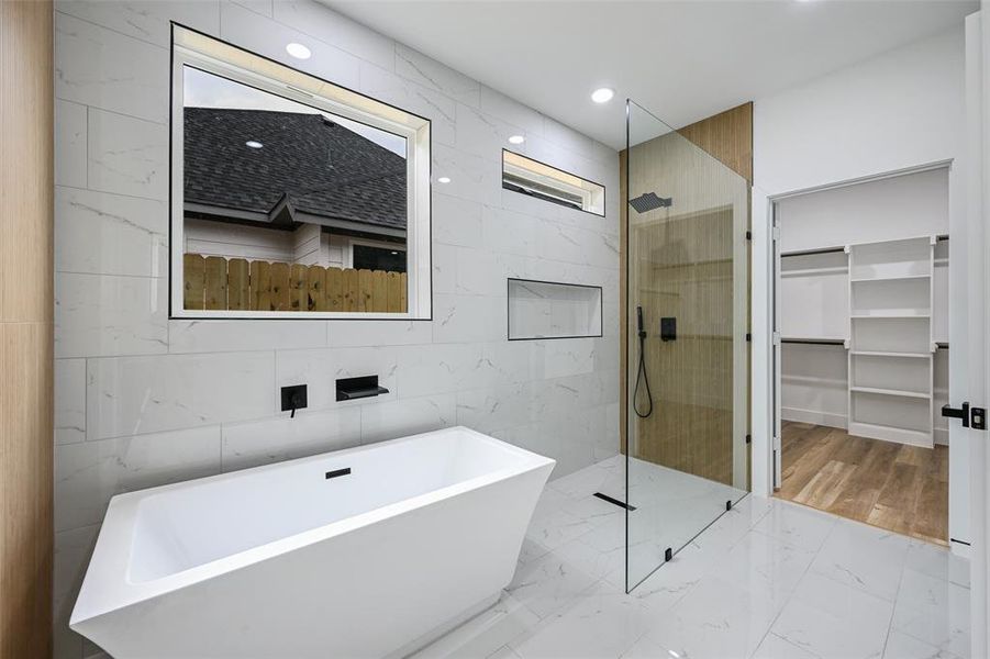Furnished interior view inside a new home in , Dallas (Image 11).