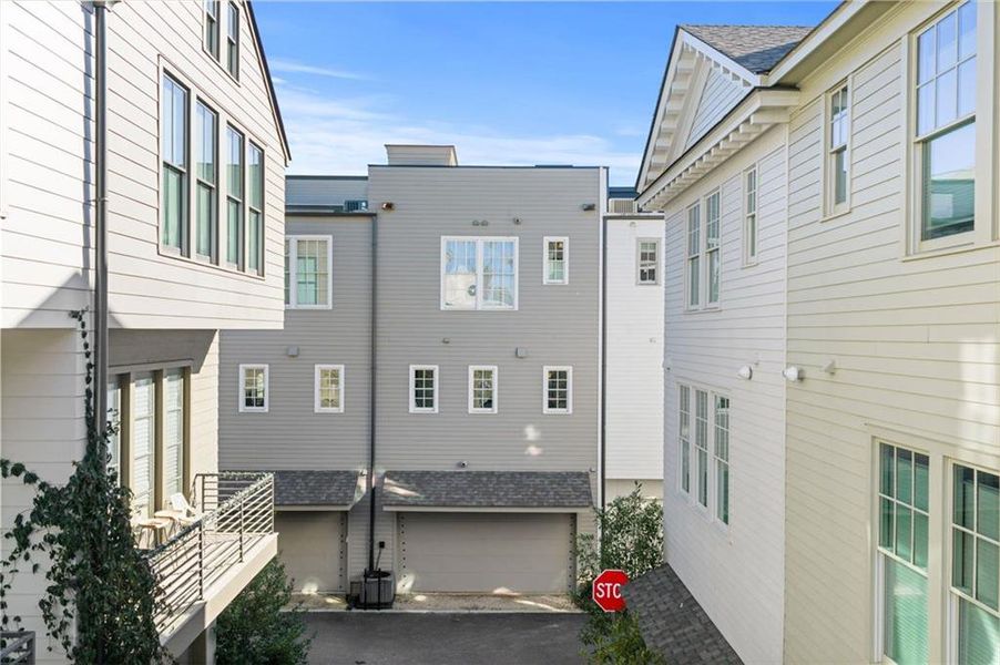 Exterior details and patio area of a home in Summerhill, Atlanta (Image 28).