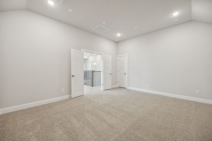 Spacious, unfurnished interior of a new home in The Grove Frisco, Frisco (Image 33). Spacious, unfurnished interior of a new home in The Grove Frisco, Frisco (Image 33).