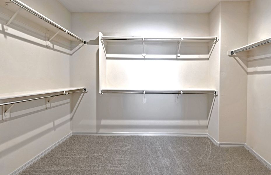Spacious, unfurnished interior of a new home in Vistoso Canyon Estates, Oro Valley (Image 20). Spacious, unfurnished interior of a new home in Vistoso Canyon Estates, Oro Valley (Image 20).