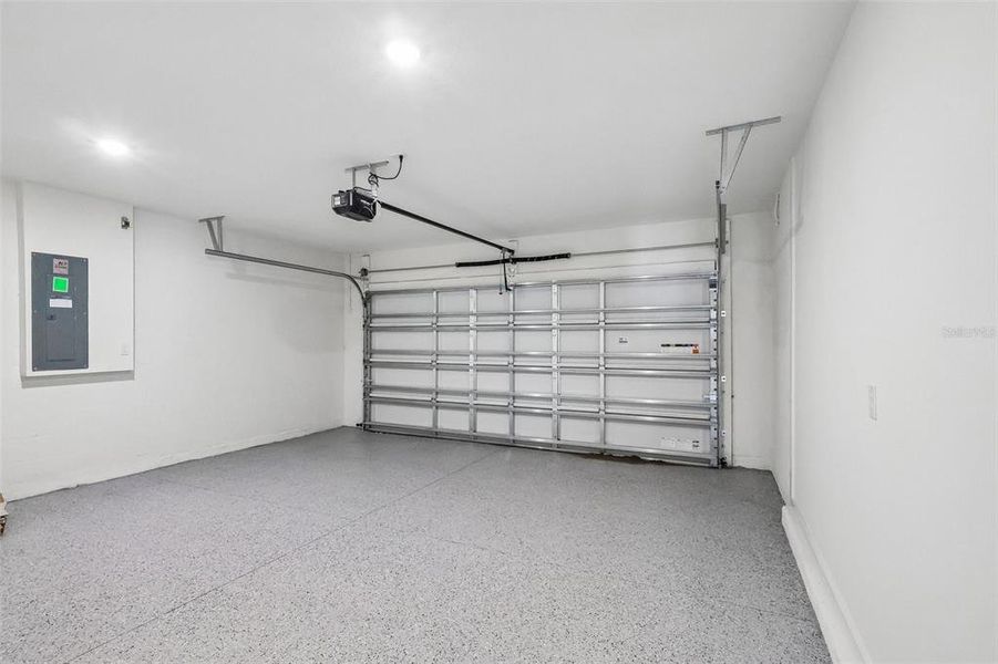 Spacious, unfurnished interior of a new home in Grasslands West, Lakeland (Image 28).