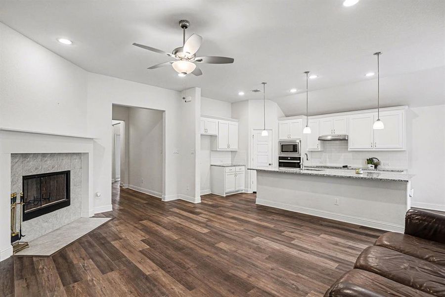 Spacious, unfurnished interior of a new home in , Keene (Image 15).