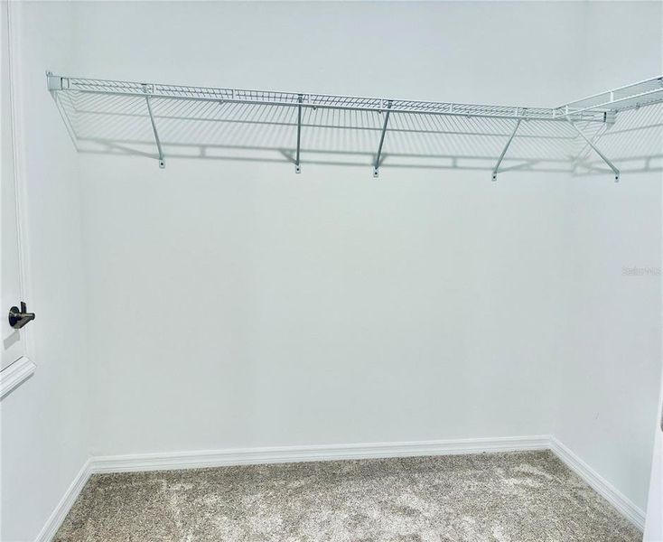 Spacious, unfurnished interior of a new home in Two Rivers, Zephyrhills (Image 15).