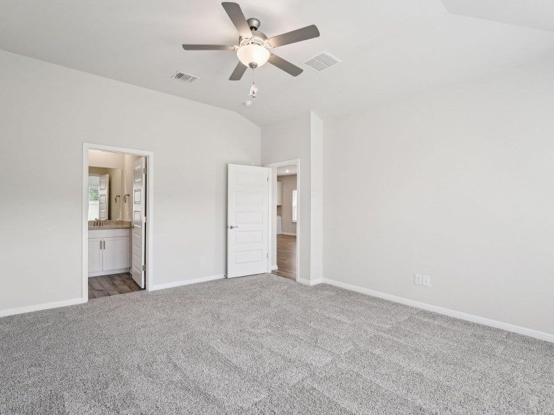 Spacious, unfurnished interior of a new home in Riverbend at Double Eagle - Boulevard Collection, Cedar Creek (Image 38). Spacious, unfurnished interior of a new home in Riverbend at Double Eagle - Boulevard Collection, Cedar Creek (Image 38).