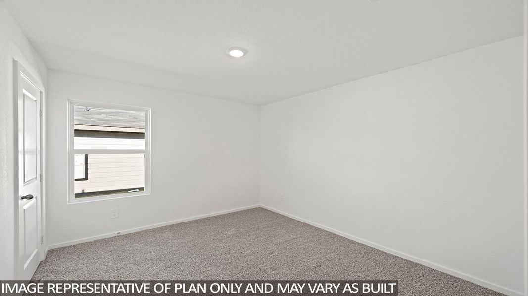 Representative unfurnished interior of a home built from the Bradley by D.R. Horton in Eastern Wells, Jarrell (Image 27).