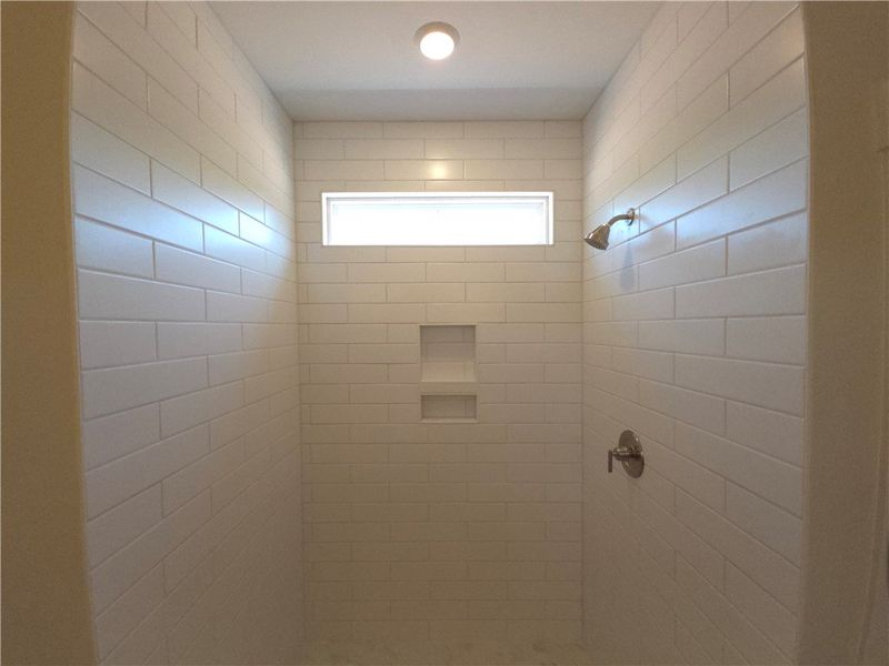 Close-up of interior finishes inside a home in Saratoga Oaks, Williamston (Image 7).