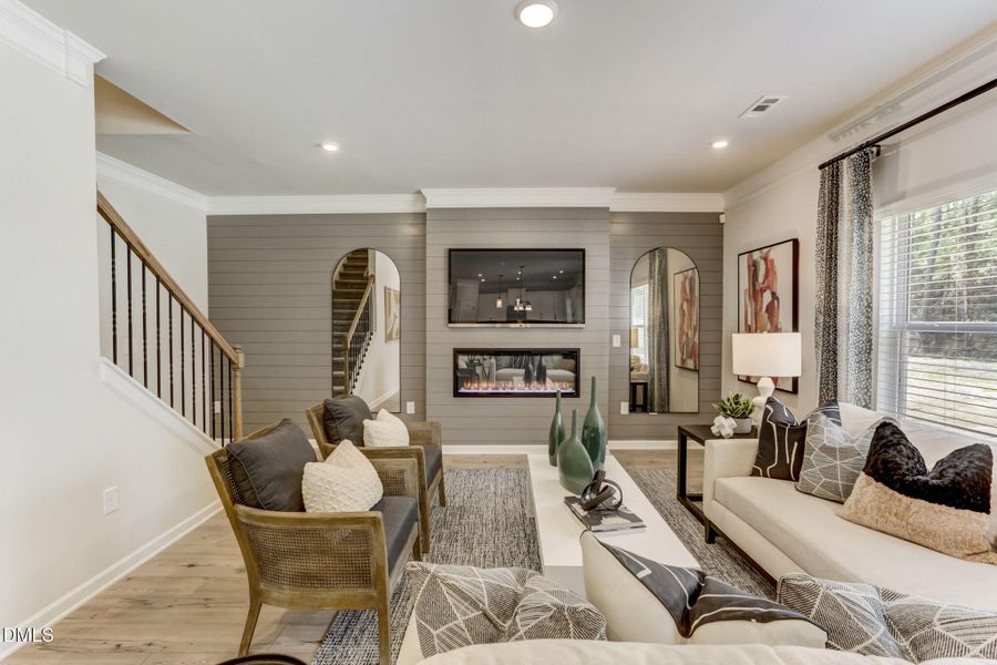 Previously Furnished Model Home Previously Furnished Model Home