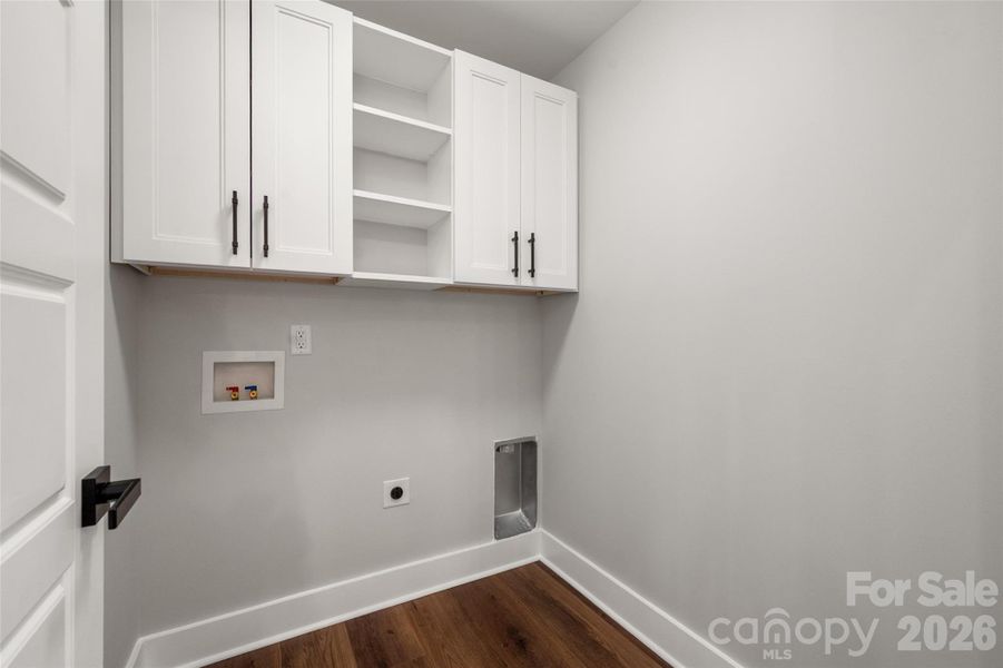 Spacious, unfurnished interior of a new home in , Concord (Image 28).