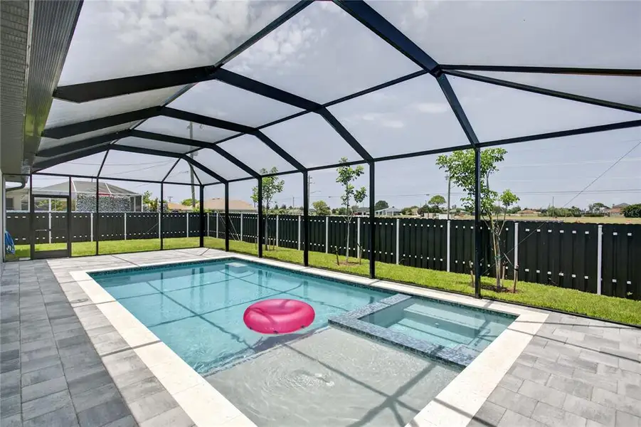 Exterior details and patio area of a home in , Cape Coral (Image 3).