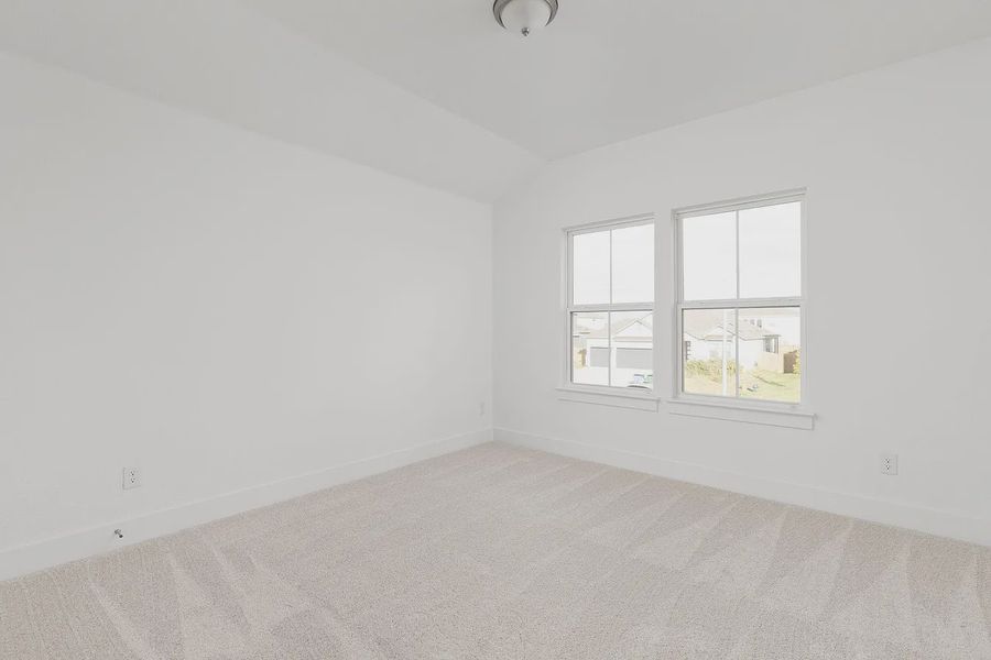 Spacious, unfurnished interior of a new home in Enclave at Cele, Pflugerville (Image 34).