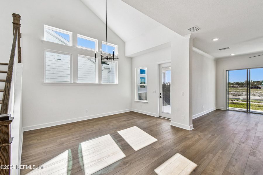 Spacious, unfurnished interior of a new home in Seven Pines 50' Front Entry, Jacksonville (Image 17).