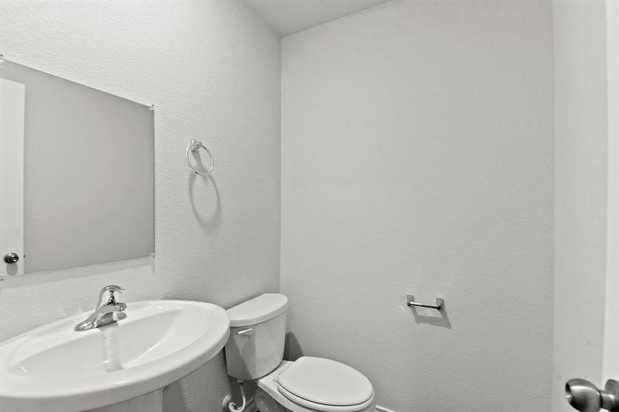 Furnished interior view inside a new home in Deer Creek, Fort Worth (Image 27). Furnished interior view inside a new home in Deer Creek, Fort Worth (Image 27).