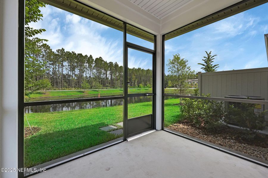 Exterior details and patio area of a home in Woodland Park, Ponte Vedra (Image 28).