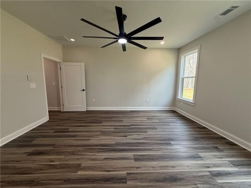 Spacious, unfurnished interior of a new home in , Covington (Image 41).