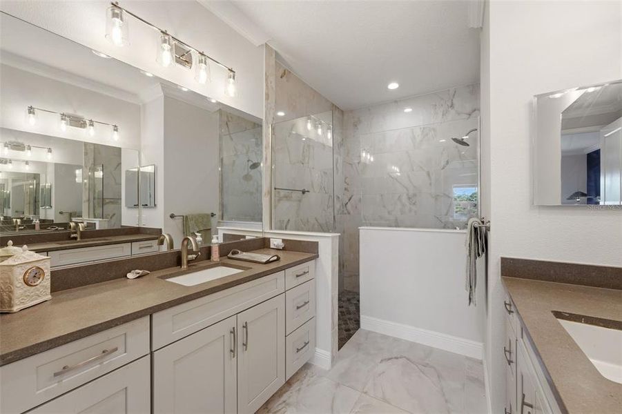 Furnished interior view inside a new home in , Venice (Image 28).