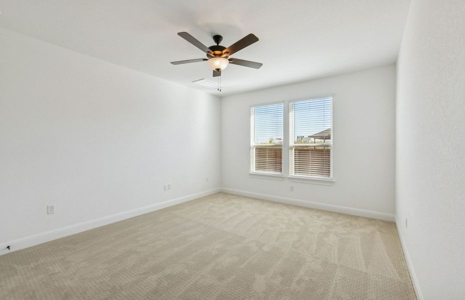 Spacious, unfurnished interior of a new home in Lagos, Manor (Image 34).