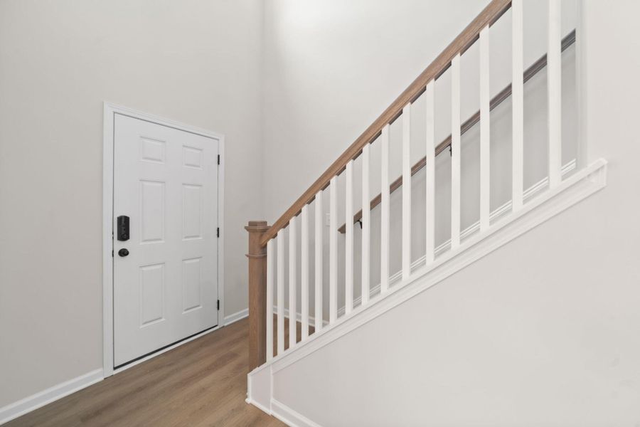 Spacious, unfurnished interior of a new home in Chandler Ridge, McLeansville (Image 15).