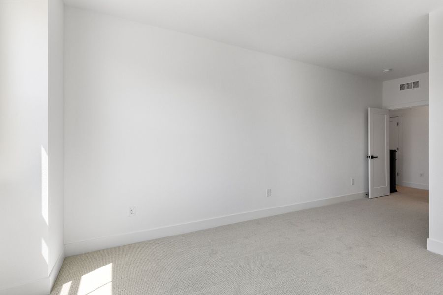 Representative unfurnished interior of a home built from the Journey Series - Varra by Brightland Homes in Dillon Pointe - Skyview, Broomfield (Image 15).