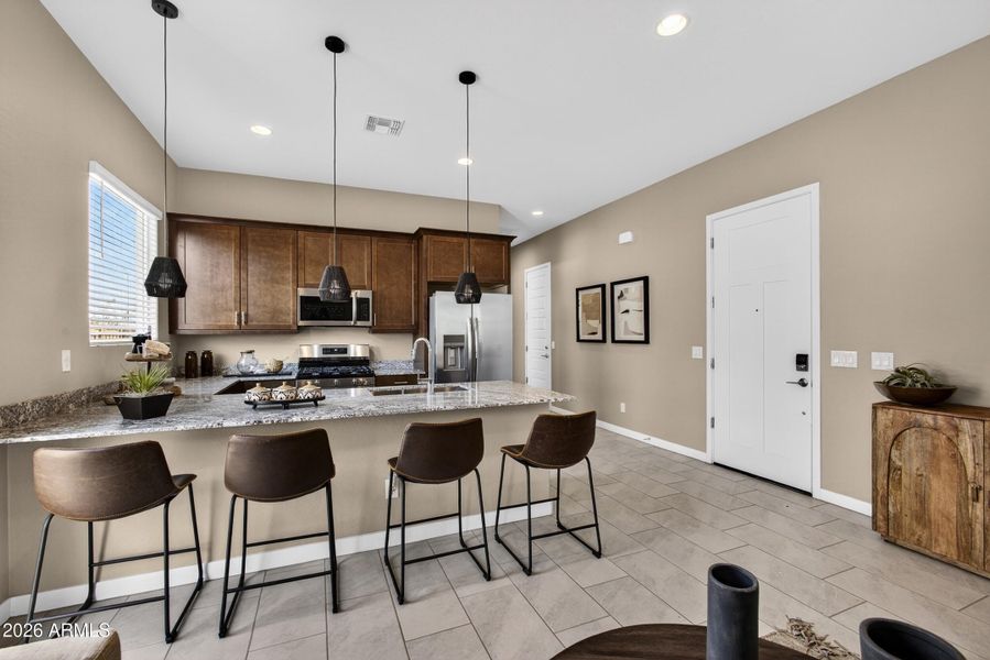 19_6x7a2040 19_6x7a2040