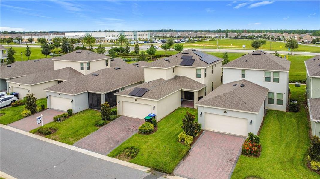 Front exterior of a new home in , Winter Garden, FL, highlighting curb appeal (Image 33).