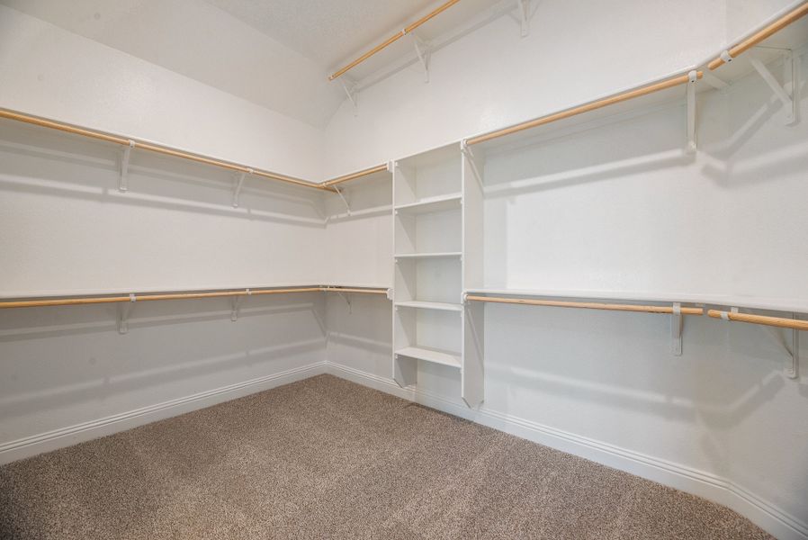 Spacious, unfurnished interior of a new home in Paloma Ranch, New Fairview (Image 17).