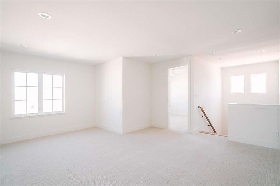 Spacious, unfurnished interior of a new home in , Aledo (Image 22).