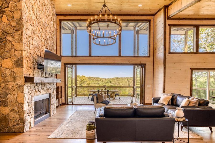 Community amenities in , Mineral Bluff (Image 32).