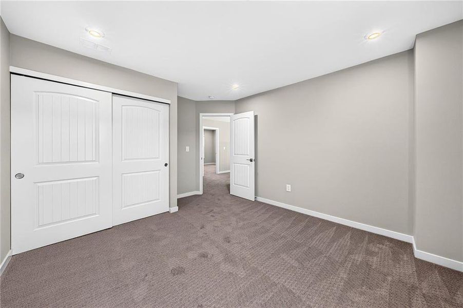 Spacious, unfurnished interior of a new home in The Reserve At Liberty Park, Braselton (Image 45).