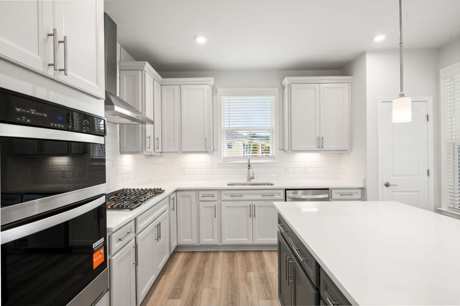 Furnished interior view inside a new home in Del Webb Savannah at Heartwood, Richmond Hill (Image 13). Furnished interior view inside a new home in Del Webb Savannah at Heartwood, Richmond Hill (Image 13).
