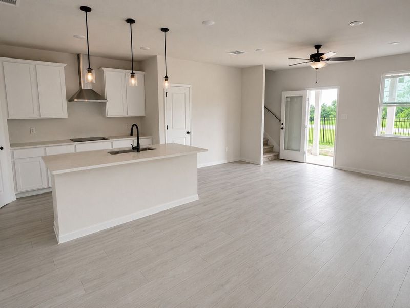 Spacious, unfurnished interior of a new home in Lake Park Villas, Wylie (Image 20).