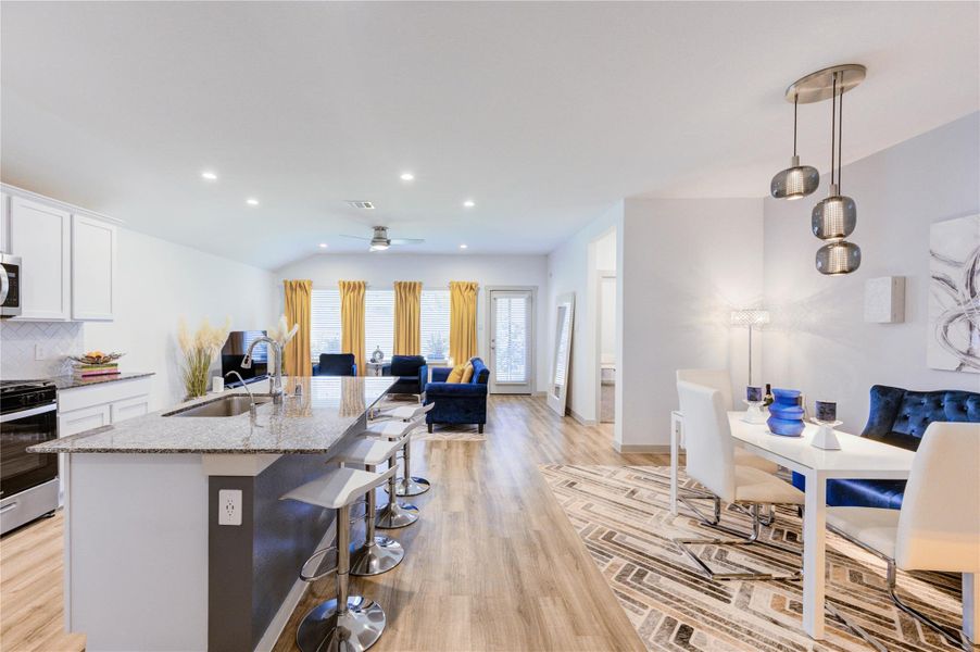 Furnished interior view inside a new home in Palm Royal Estates, Baytown (Image 7). Furnished interior view inside a new home in Palm Royal Estates, Baytown (Image 7).