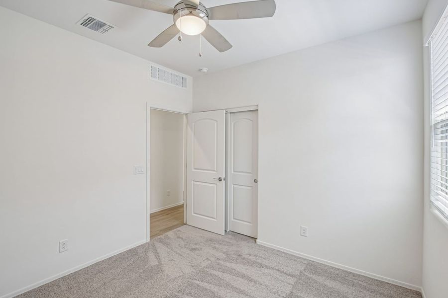 Spacious, unfurnished interior of a new home in Mandarina Reserve, Marana (Image 26).