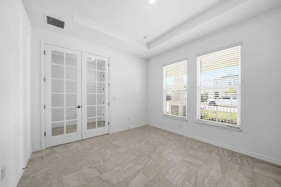 532 SE Ranch Oak Circle ~ Ready Now