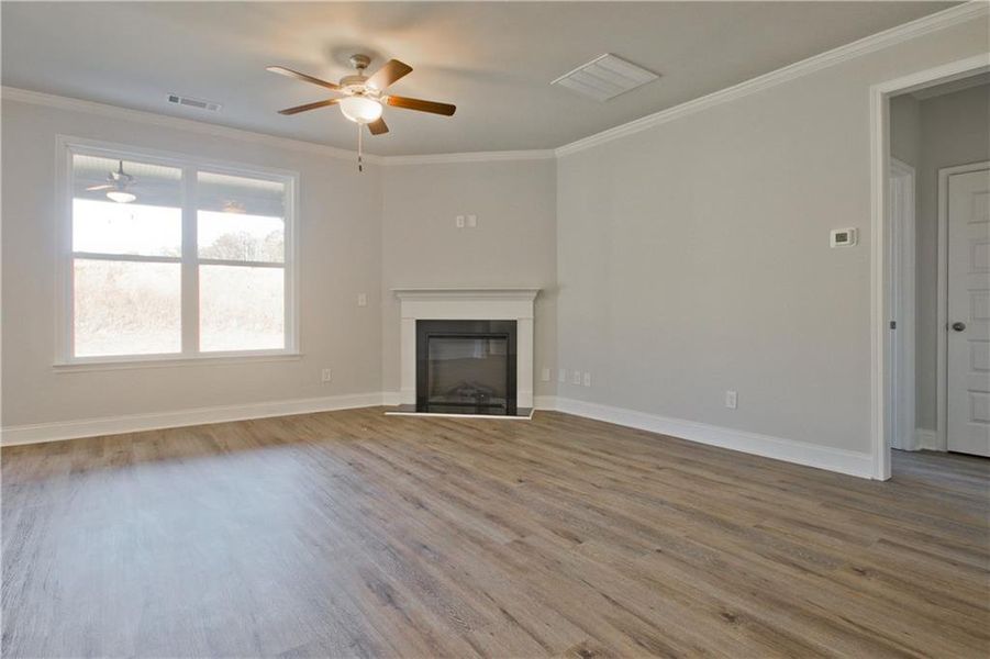 Spacious, unfurnished interior of a new home in Highland Park, Stonecrest (Image 29).