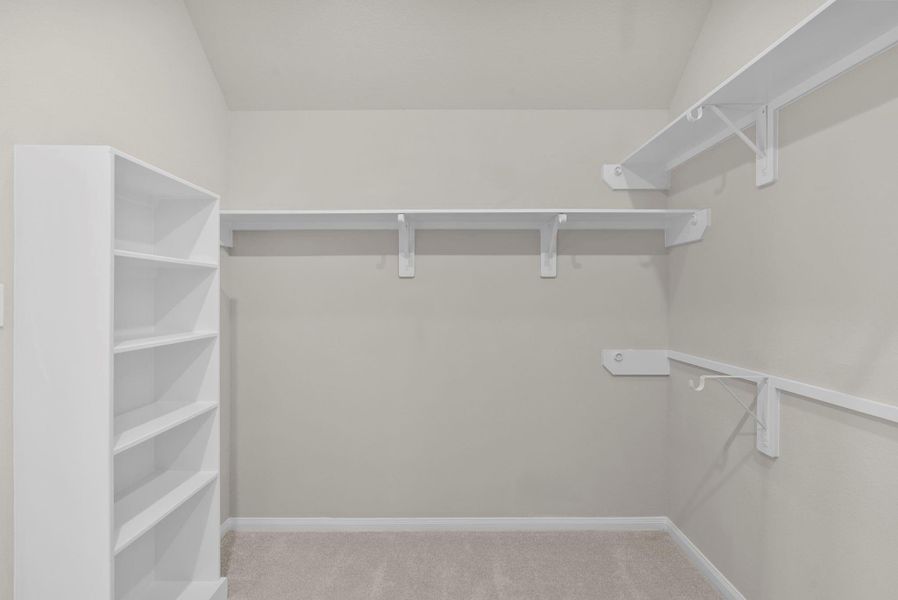 Spacious, unfurnished interior of a new home in Escondido, Magnolia (Image 19).