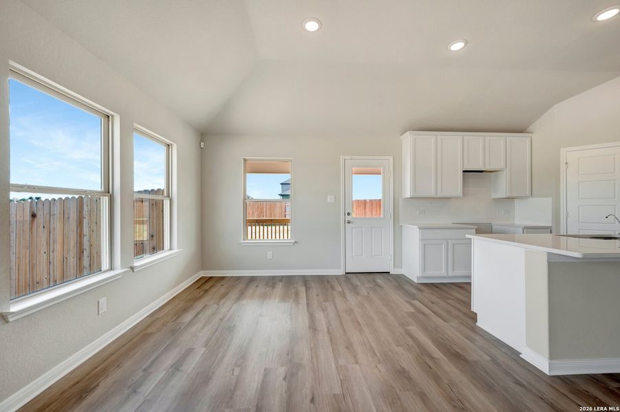 Spacious, unfurnished interior of a new home in Hickory Ridge Estates, Elmendorf (Image 21).