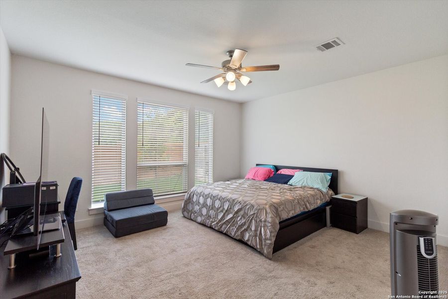 Furnished interior view inside a new home in , Pflugerville (Image 15).