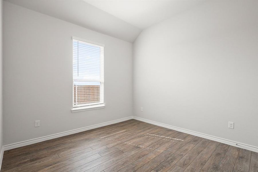 Spacious, unfurnished interior of a new home in Rocky Creek Crossing, Fort Worth (Image 11). Spacious, unfurnished interior of a new home in Rocky Creek Crossing, Fort Worth (Image 11).