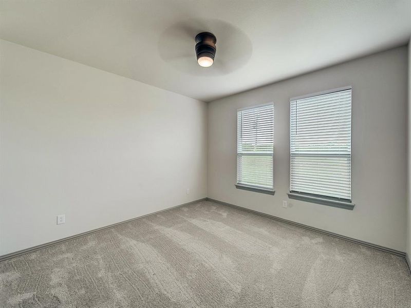 Spacious, unfurnished interior of a new home in , Celeste (Image 31).