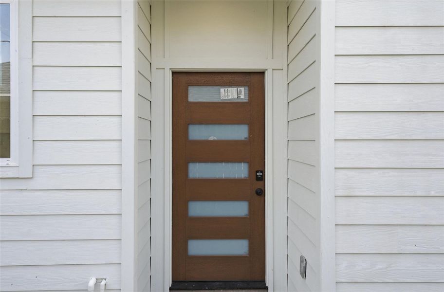 Exterior details and patio area of a home in , Houston (Image 3).