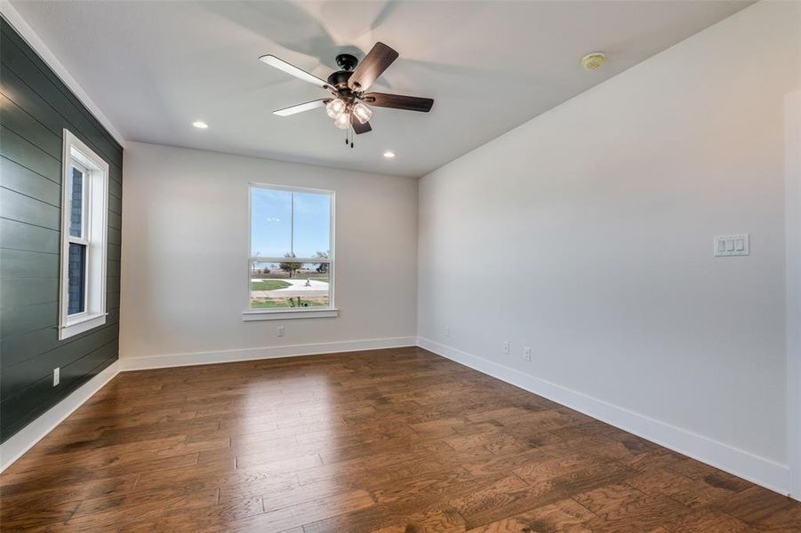 Spacious, unfurnished interior of a new home in , Nevada (Image 27).