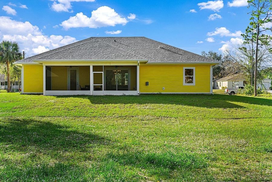 Exterior details and patio area of a home in , Vero Beach (Image 27).