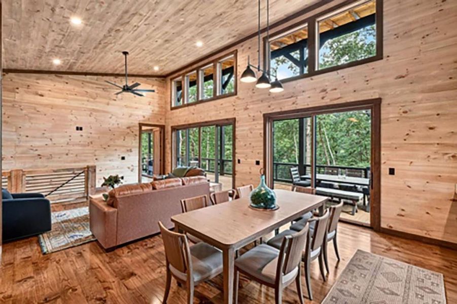Community amenities in , Blue Ridge (Image 34).