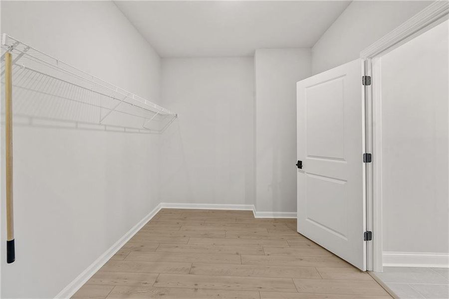 Spacious, unfurnished interior of a new home in Waterside Townhomes, Peachtree Corners (Image 21).